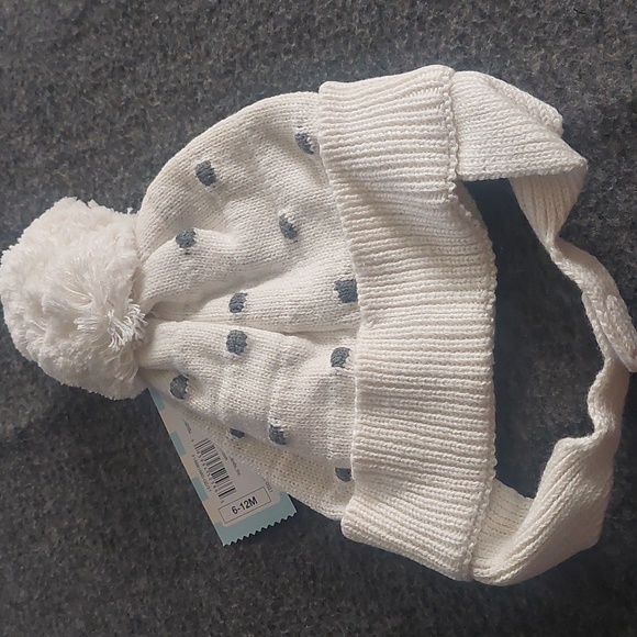 ✨3/$18 Nwt Cat & Jack baby winter hat 6-12mo - Picture 2 of 5